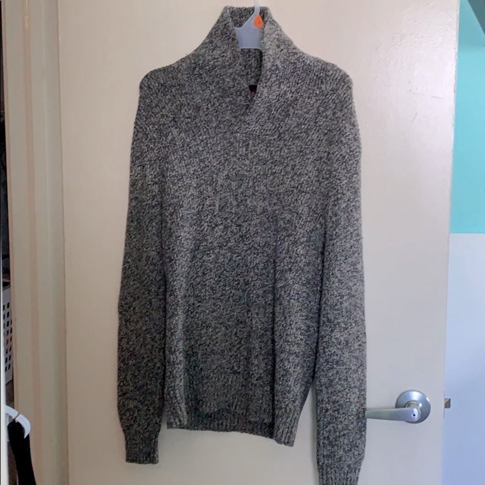 American Eagle 🦅 Athletic Fit cozy Wool Sweater